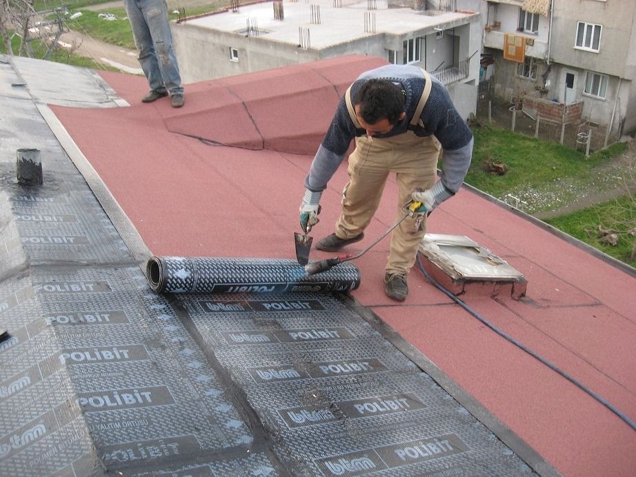 Küçükyalı EPDM Kauçuk Çatı – düz çatıda arduvazlı bitümlü membran serimi